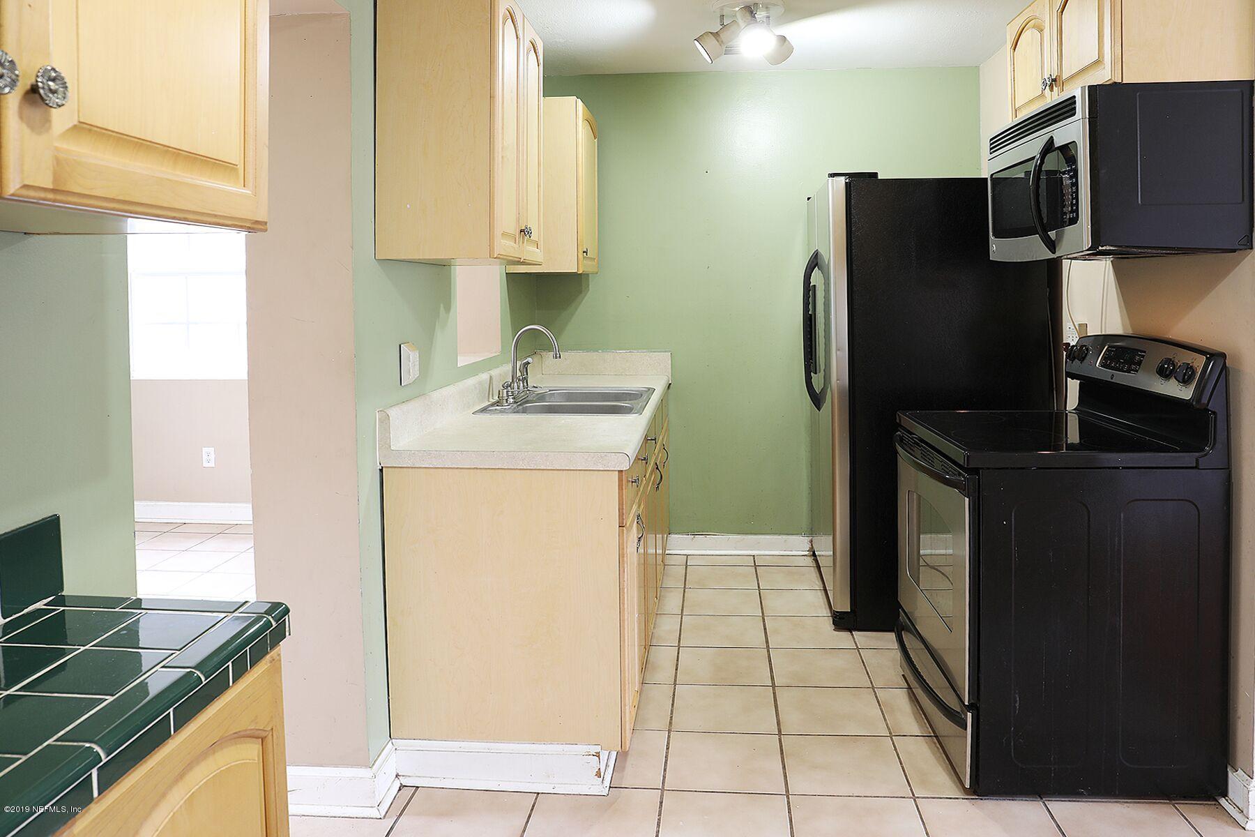 3604 Brockway Road Jacksonville, FL 32250 - Photo 4 of 24 BK4