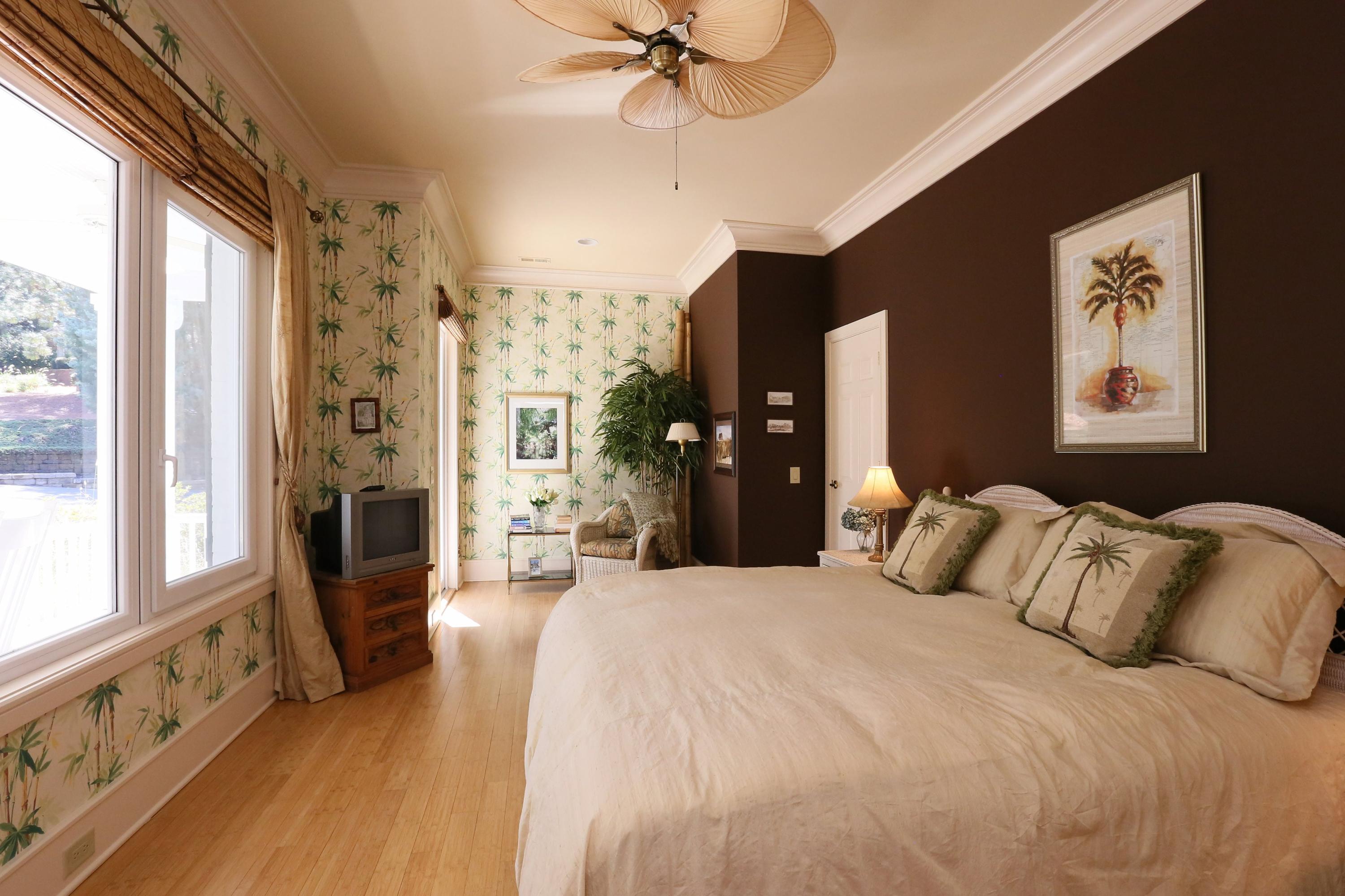 60 Inverrary Road Pinehurst, NC 28374 - Photo 14 of 32 Main Level, Bamboo Floors, Private Bath with Heated Tile Floors, Bidet, Walk in Closet