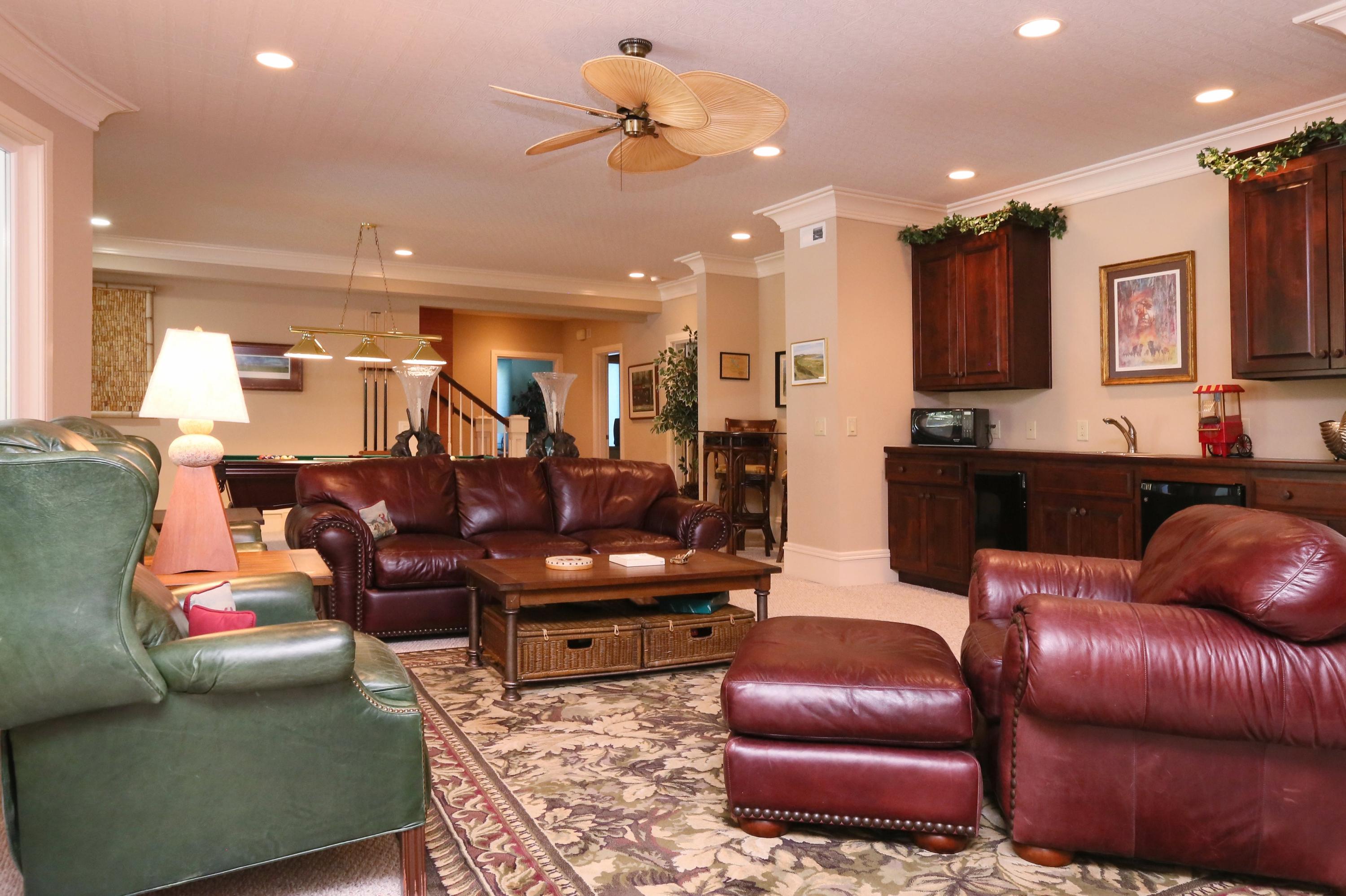 60 Inverrary Road Pinehurst, NC 28374 - Photo 20 of 32 Lower Level Sitting Area