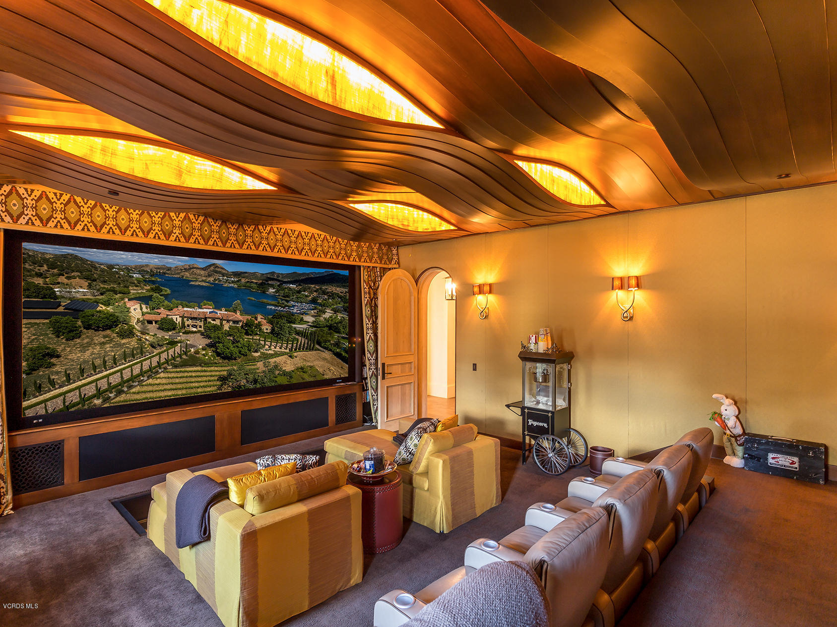 100 West Potrero Road Thousand Oaks, CA 91361 - Photo 21 of 67 a outdoor living space with furniture