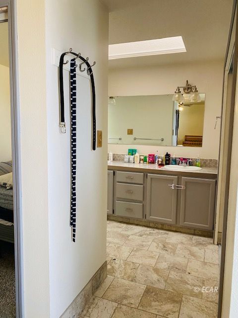 562 Spring Valley Parkway Spring Creek, NV 89815 - Photo 20 of 29 a room with a washer and dryer