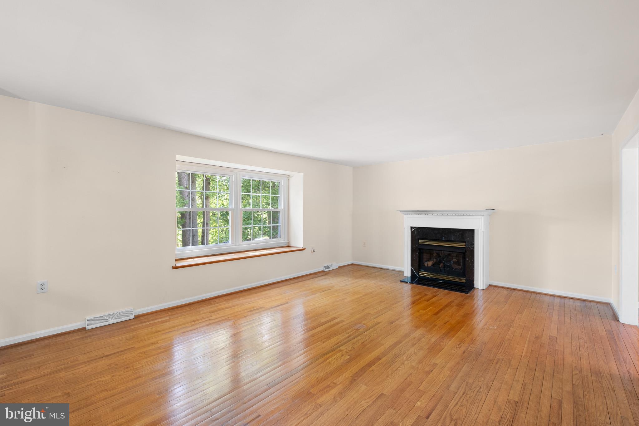 83 Caldwell Road North East, MD 21901 - Photo 12 of 39 Hardwood Flooring