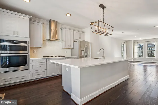 $670,000 | 2073 Alder Lane, Dumfries, VA 22026