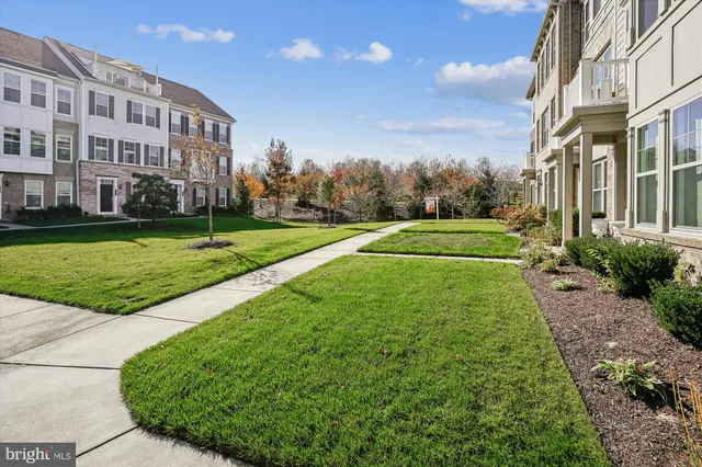 $670,000 | 2073 Alder Lane, Dumfries, VA 22026