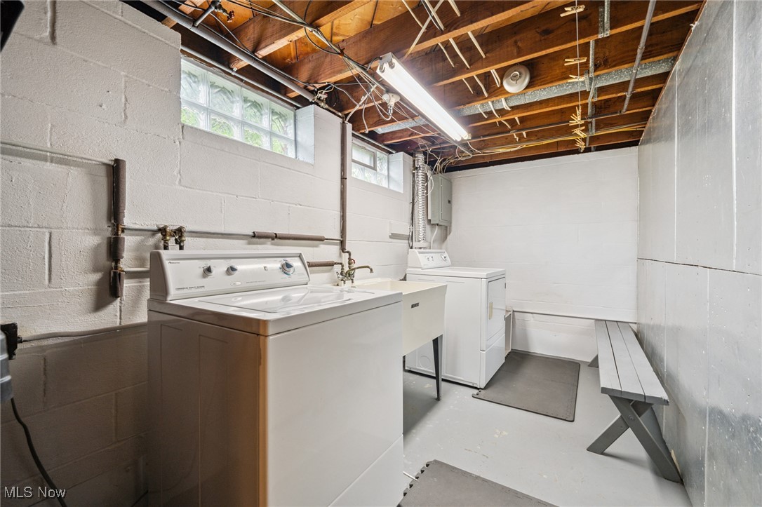 2651 Dentzler Road Parma, OH 44134 - Photo 22 of 35 Laundry Rm
