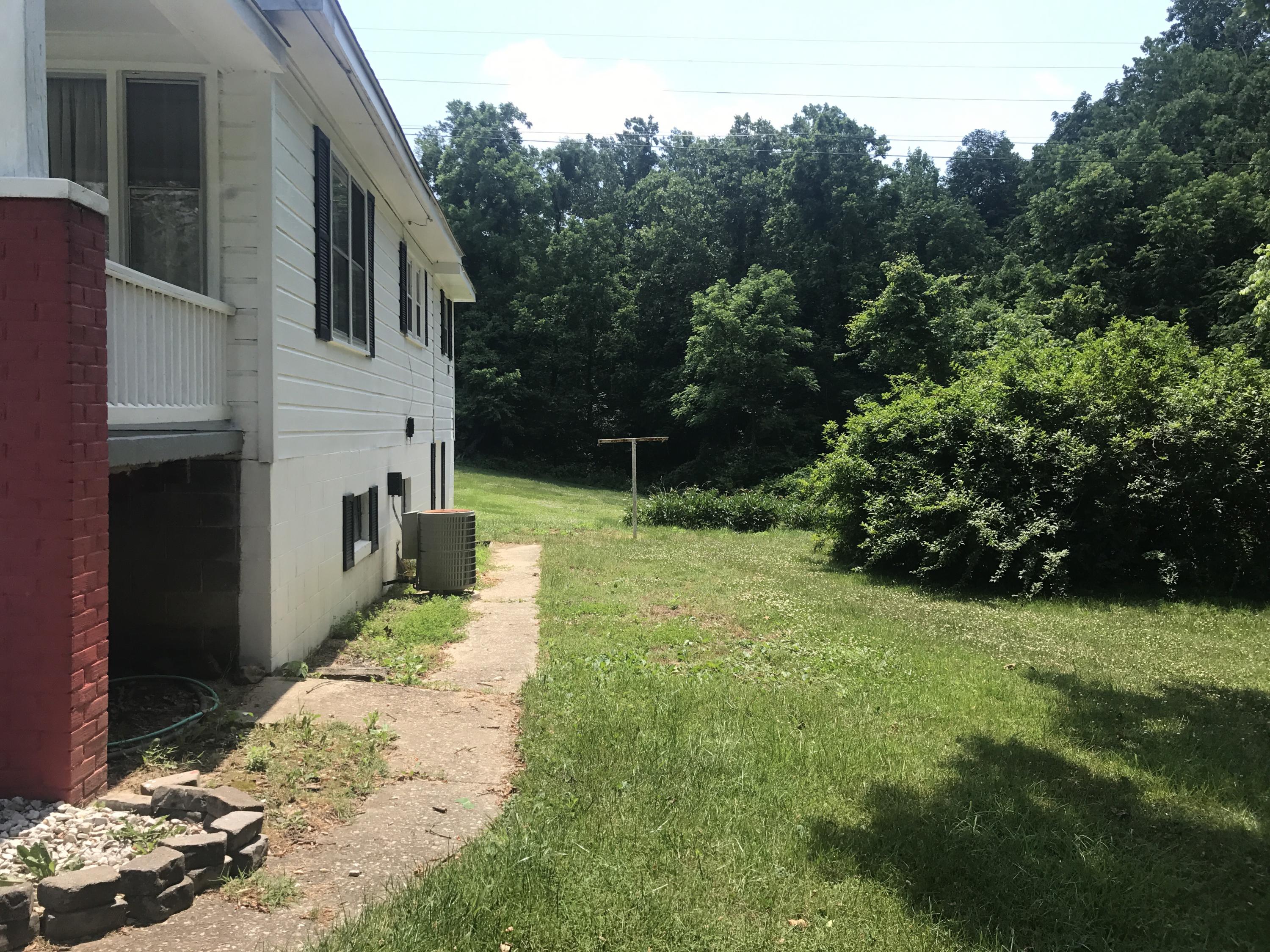 42 Powell Road Buchanan, VA 24066 - Photo 12 of 30 IMG_7360