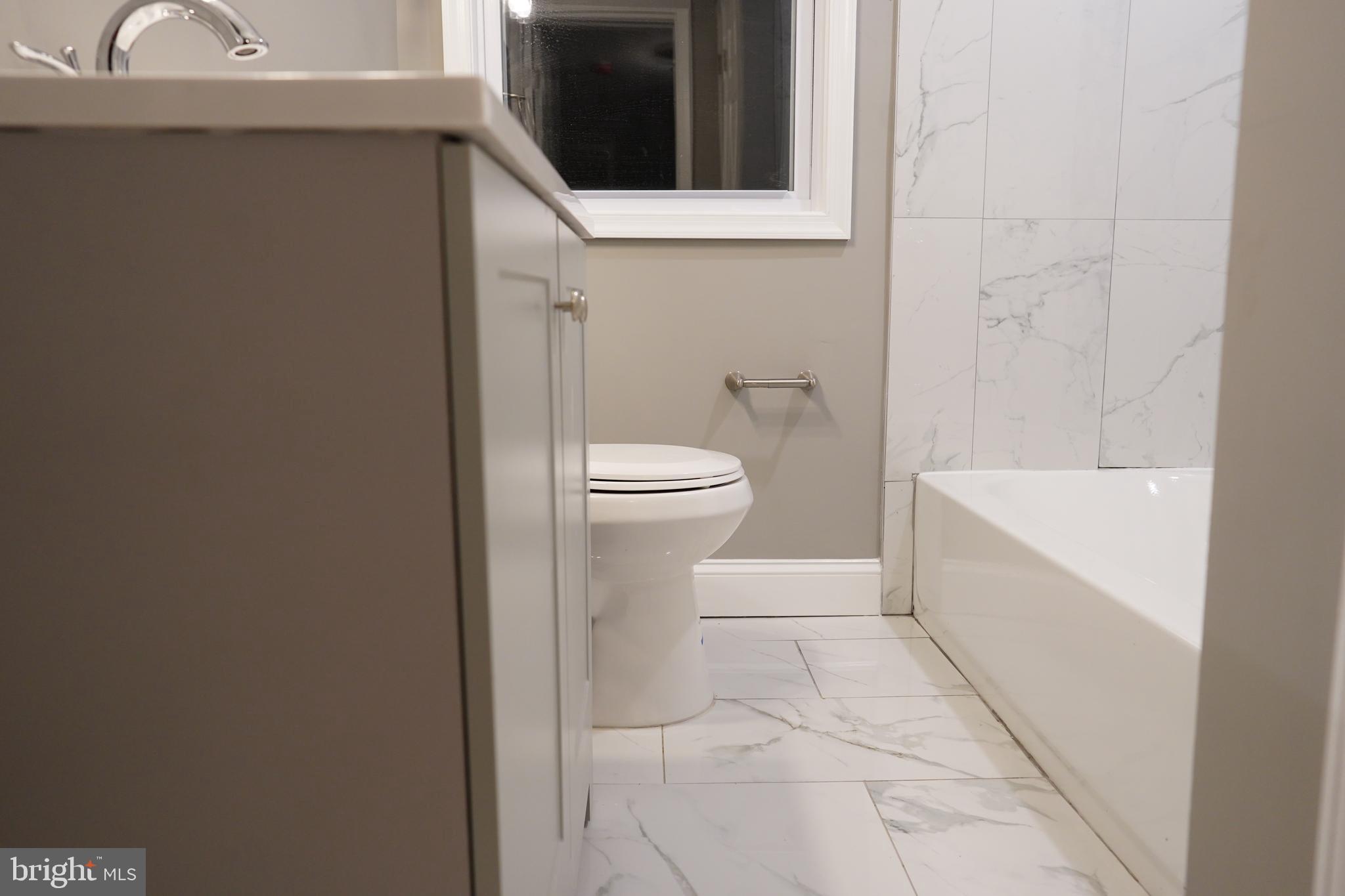 2027 Ramblewood Road Baltimore, MD 21239 - Photo 23 of 38