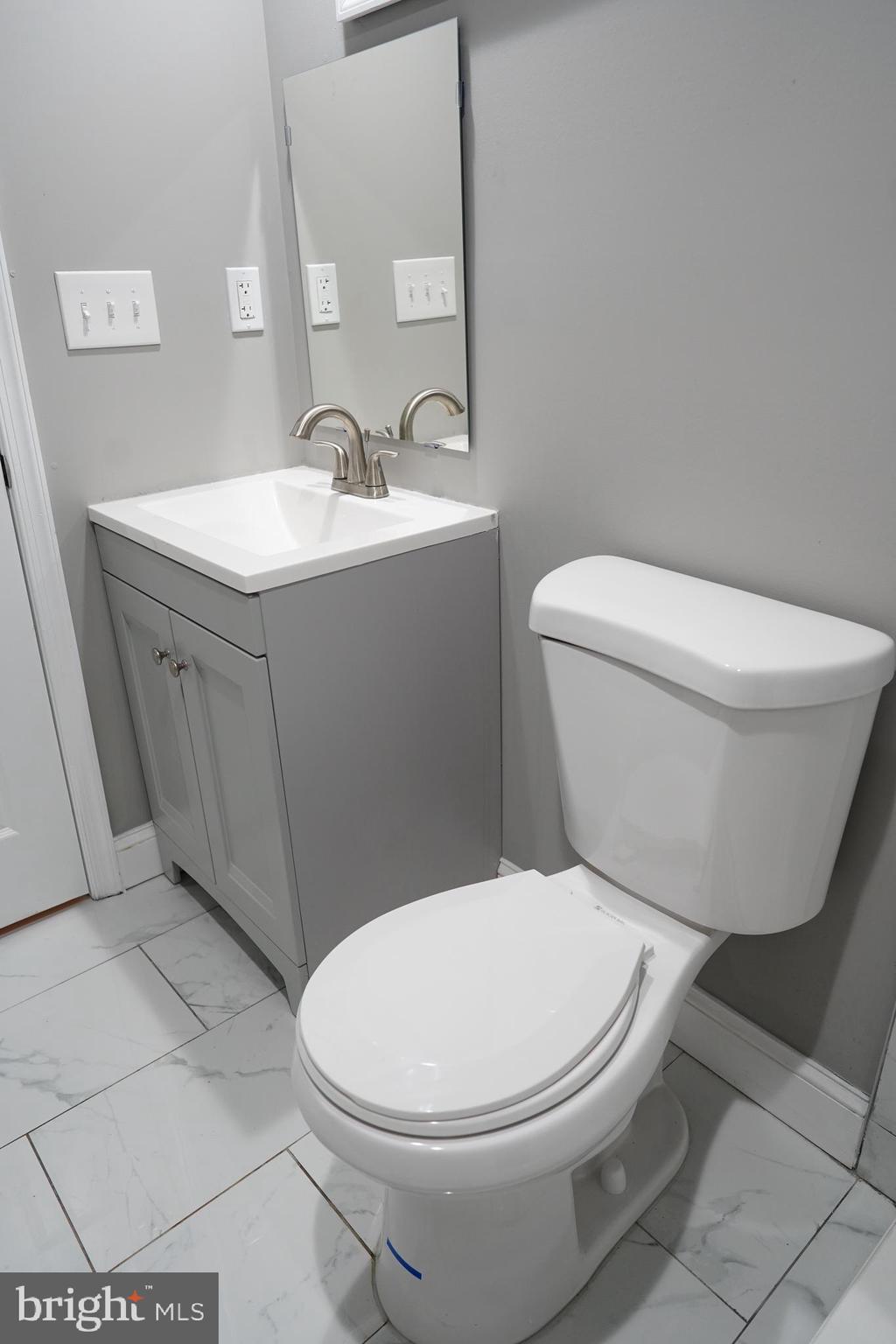 2027 Ramblewood Road Baltimore, MD 21239 - Photo 33 of 38