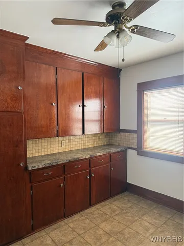 $1,600 | 84 West Hazeltine Avenue, Unit 2, Tonawanda, NY 14217