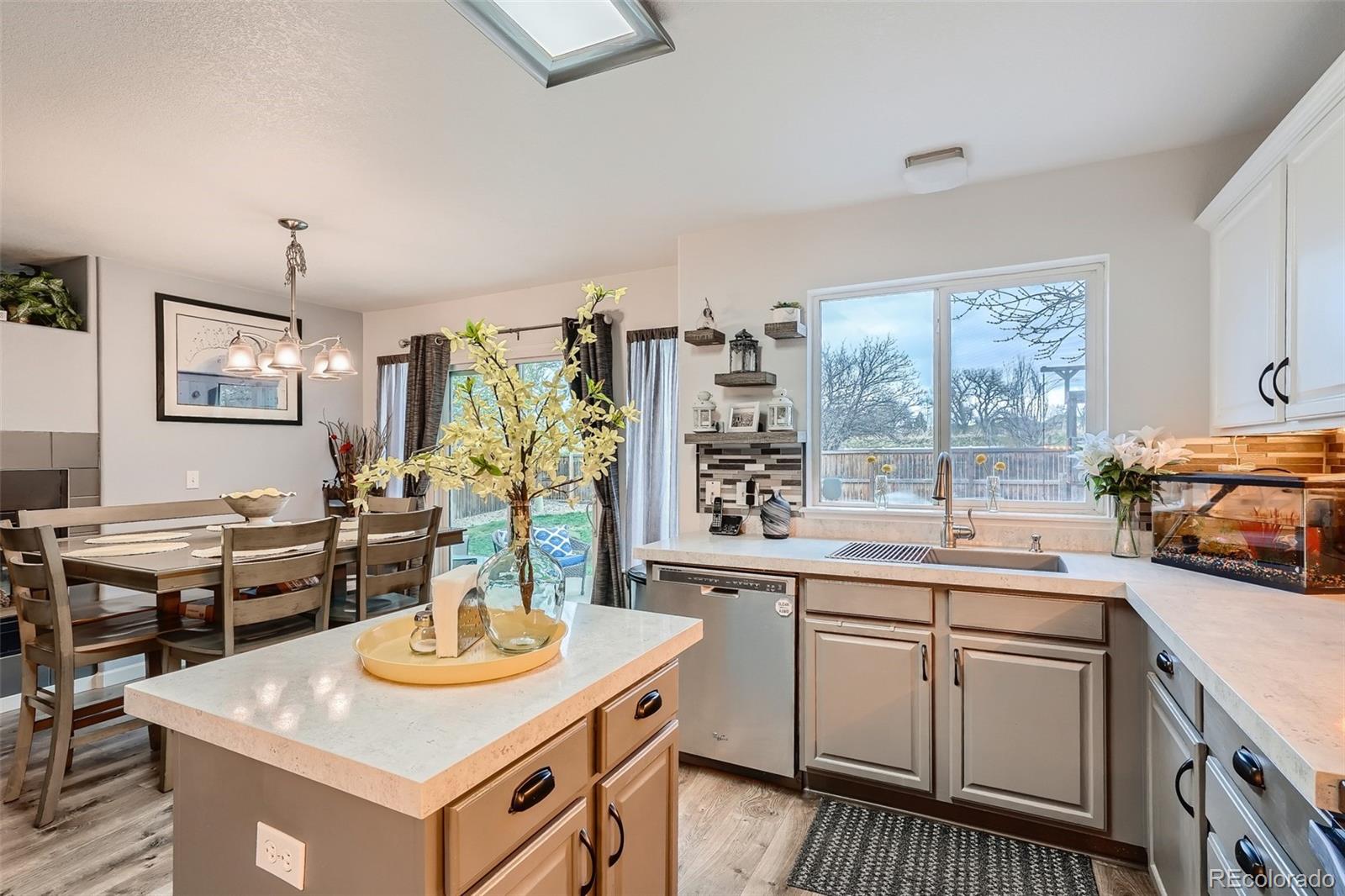 13396 York Way Thornton, CO 80241 - Photo 10 of 28