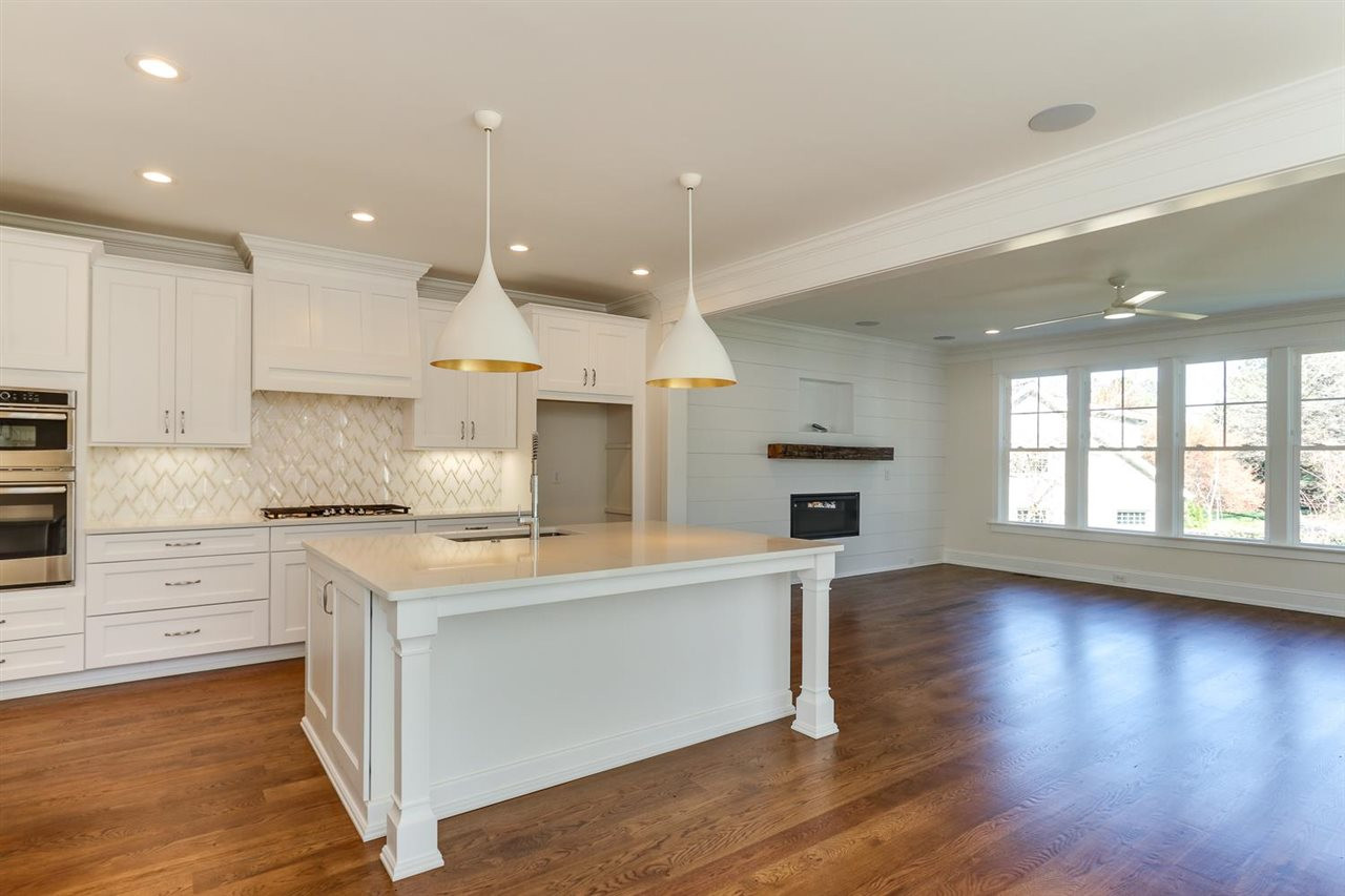 2010 Pine Drive Raleigh, NC 27608 - Photo 6 of 20 Photo 6