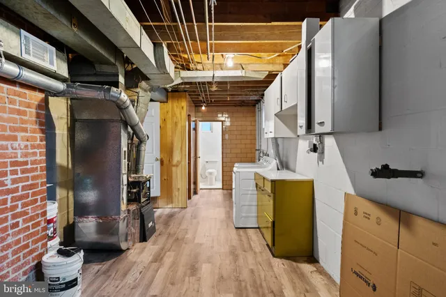 a view of a walk in closet