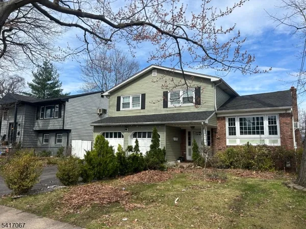 $4,200 | 448 West 4th Avenue, Roselle, NJ 07203