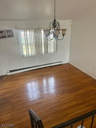 $4,200 | 448 West 4th Avenue, Roselle, NJ 07203