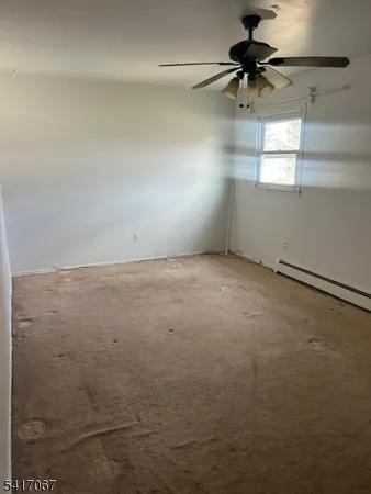 $4,200 | 448 West 4th Avenue, Roselle, NJ 07203