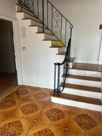 $4,200 | 448 West 4th Avenue, Roselle, NJ 07203