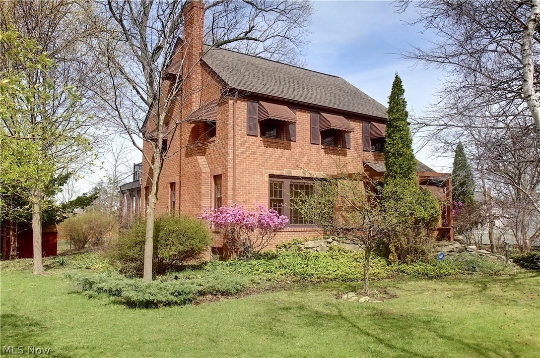 5594 Overlook Road Parma, OH 44129 - Photo 1 of 31 Gallery Image 1
