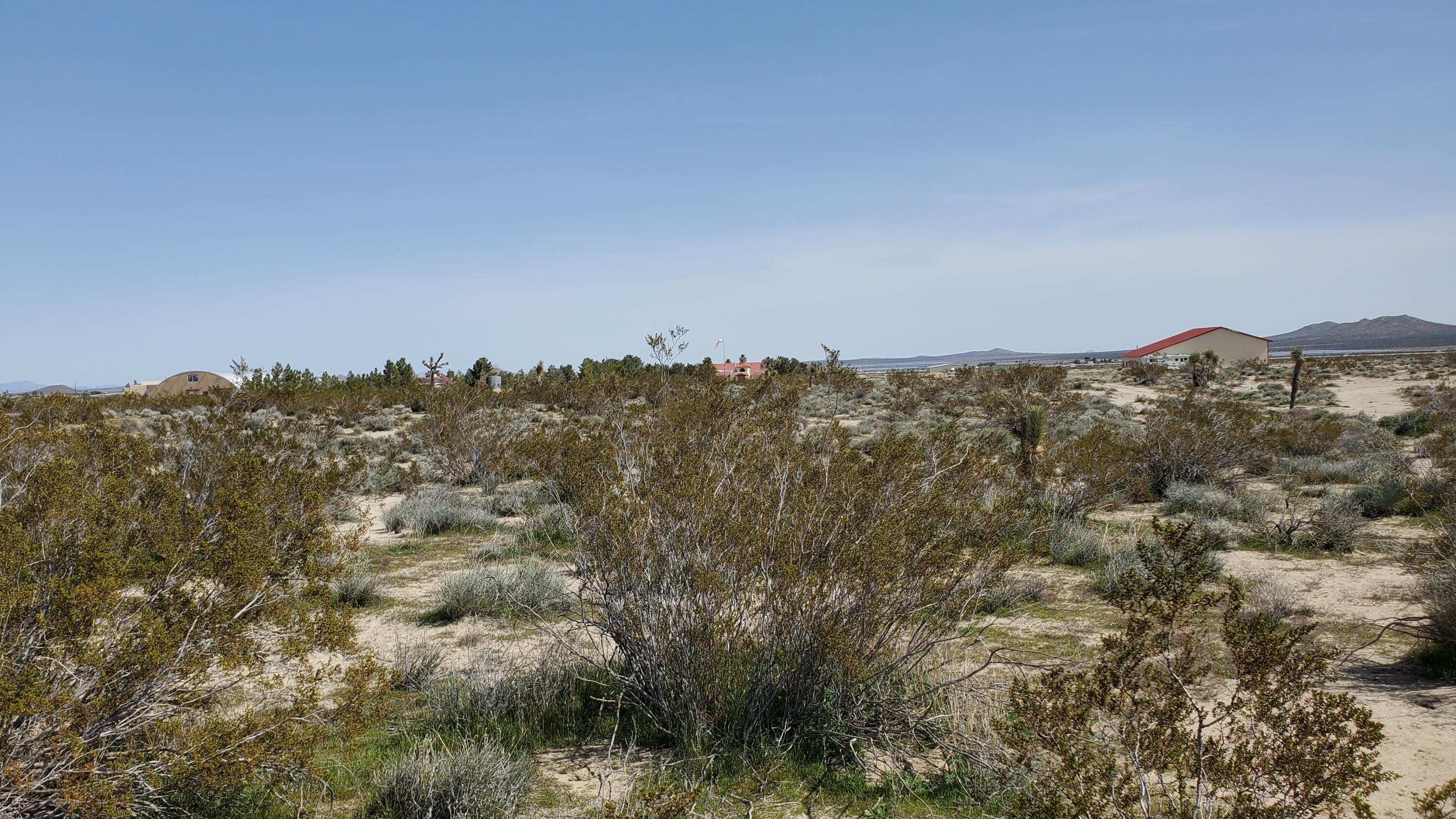 Vicinity 25th Street West Mojave, CA 93501 - Photo 19 of 26 a view of a city