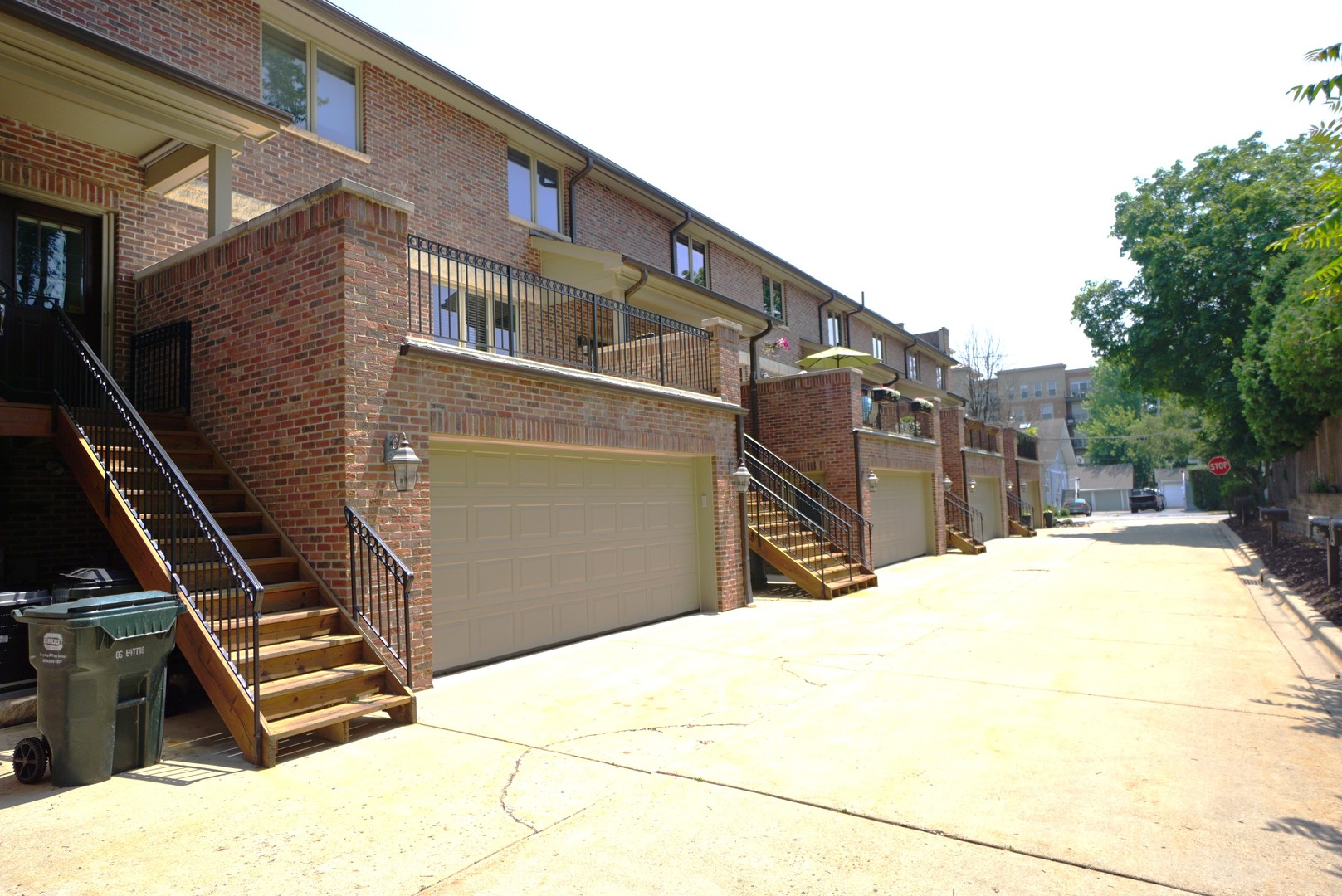 8 North Smith Street Palatine, IL 60067 - Photo 40 of 46 a building with trees in front of it