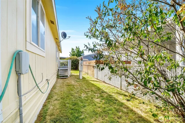 a view of an entryway