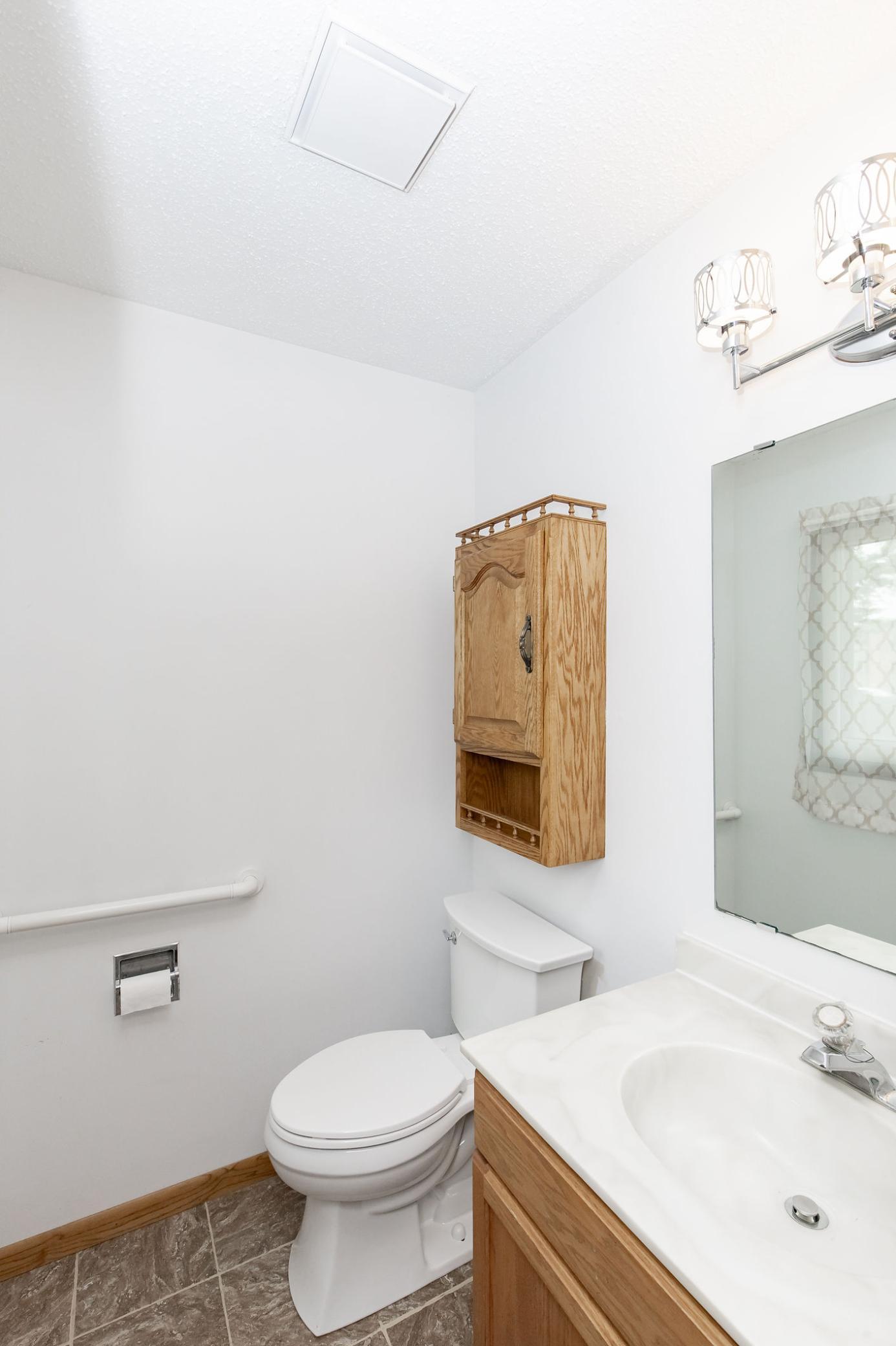 2544 Arrowhead Road South Fargo, ND 58103 - Photo 22 of 53 Gallery Image 22