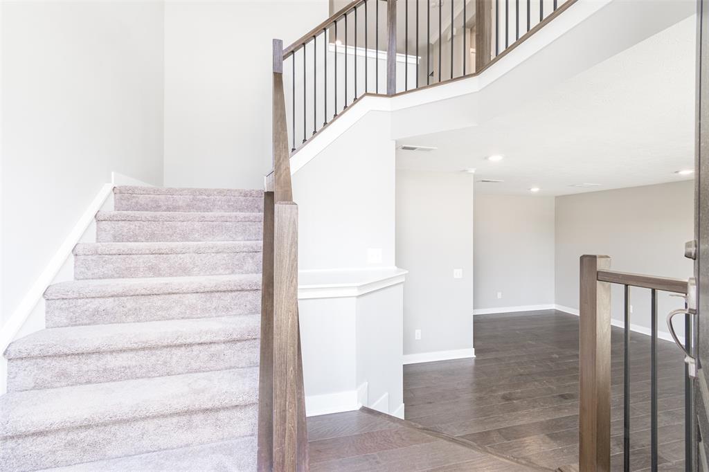 11573 Fulham Street Carmel, IN 46032 - Photo 5 of 23