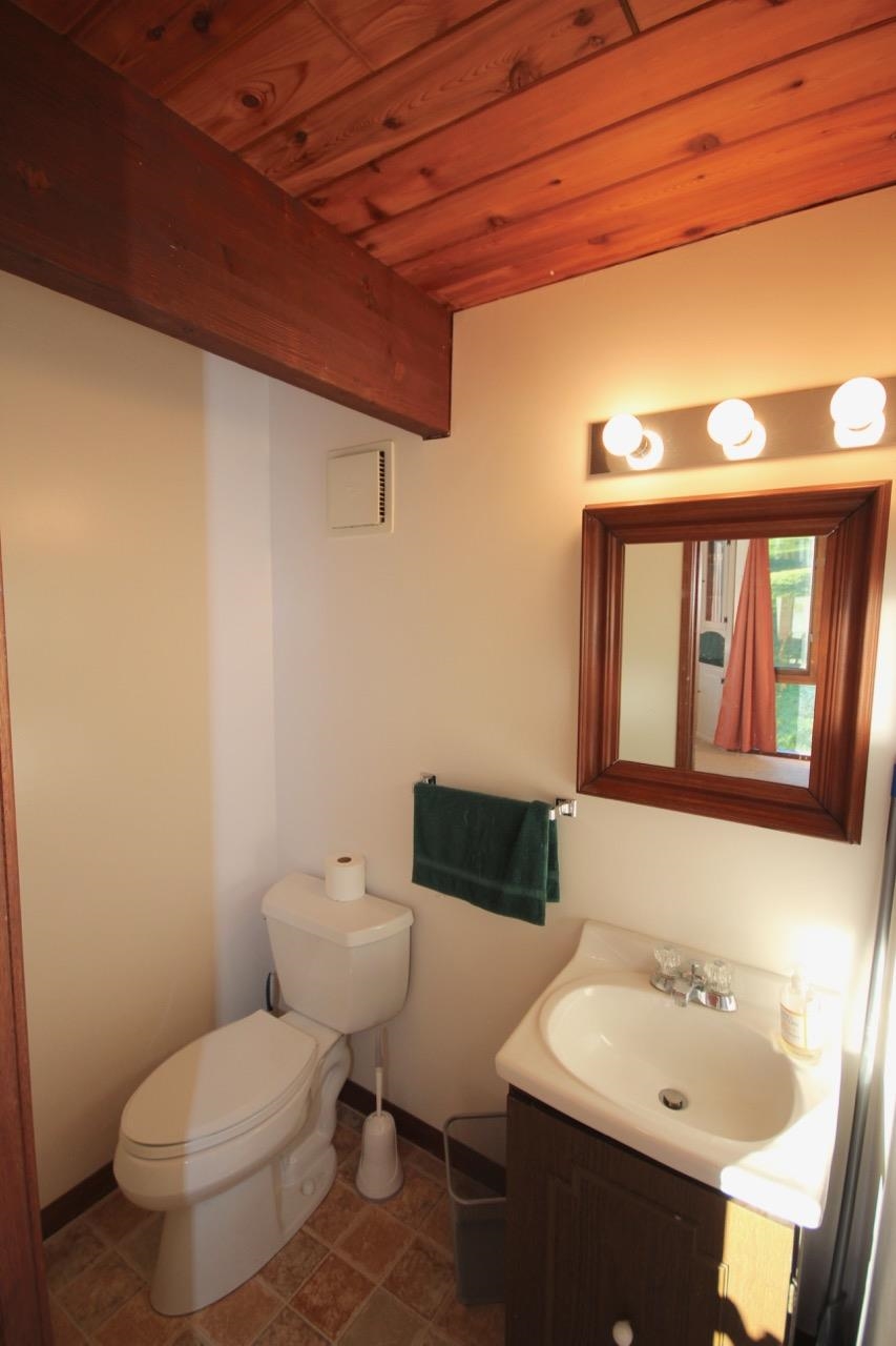 104 Deer Run Road, Unit C11 Brownsville, VT 05037 - Photo 6 of 11 Gallery Image 6