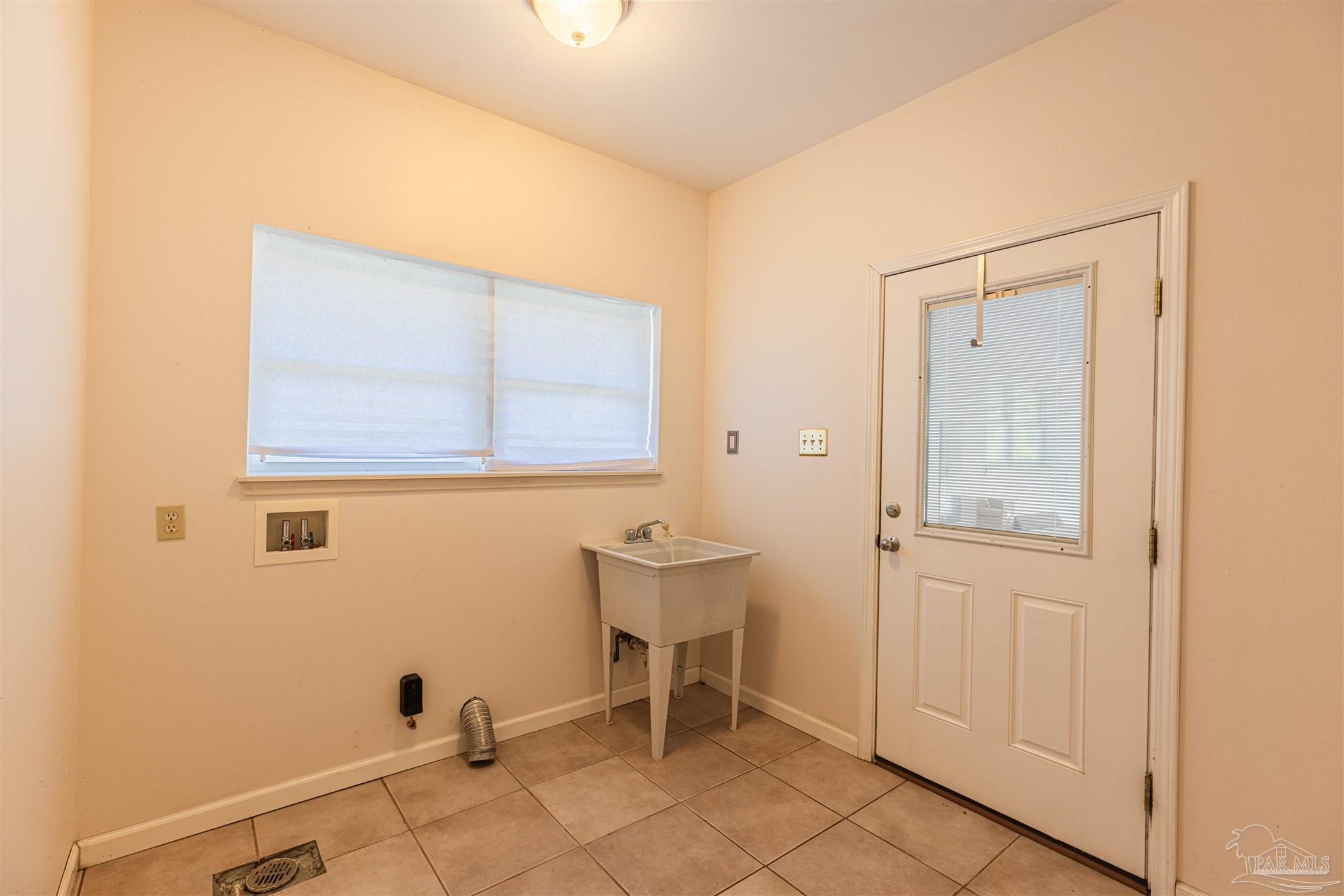 3146 Oakview Drive Milton, FL 32583 - Photo 39 of 50