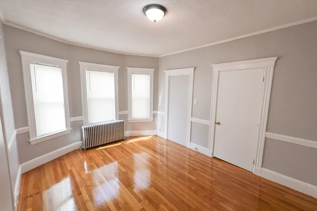 $3,200 | 129 Draper Street, Unit 1, Boston, MA 02122