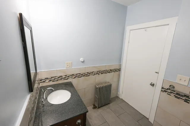 $3,200 | 129 Draper Street, Unit 1, Boston, MA 02122