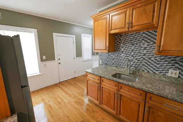 $3,200 | 129 Draper Street, Unit 1, Boston, MA 02122