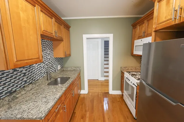 $3,200 | 129 Draper Street, Unit 1, Boston, MA 02122