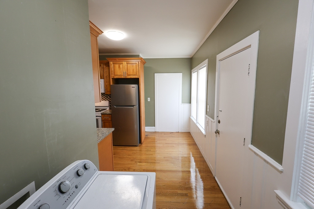 129 Draper Street, Unit 1 Boston, MA 02122 - Photo 6 of 26