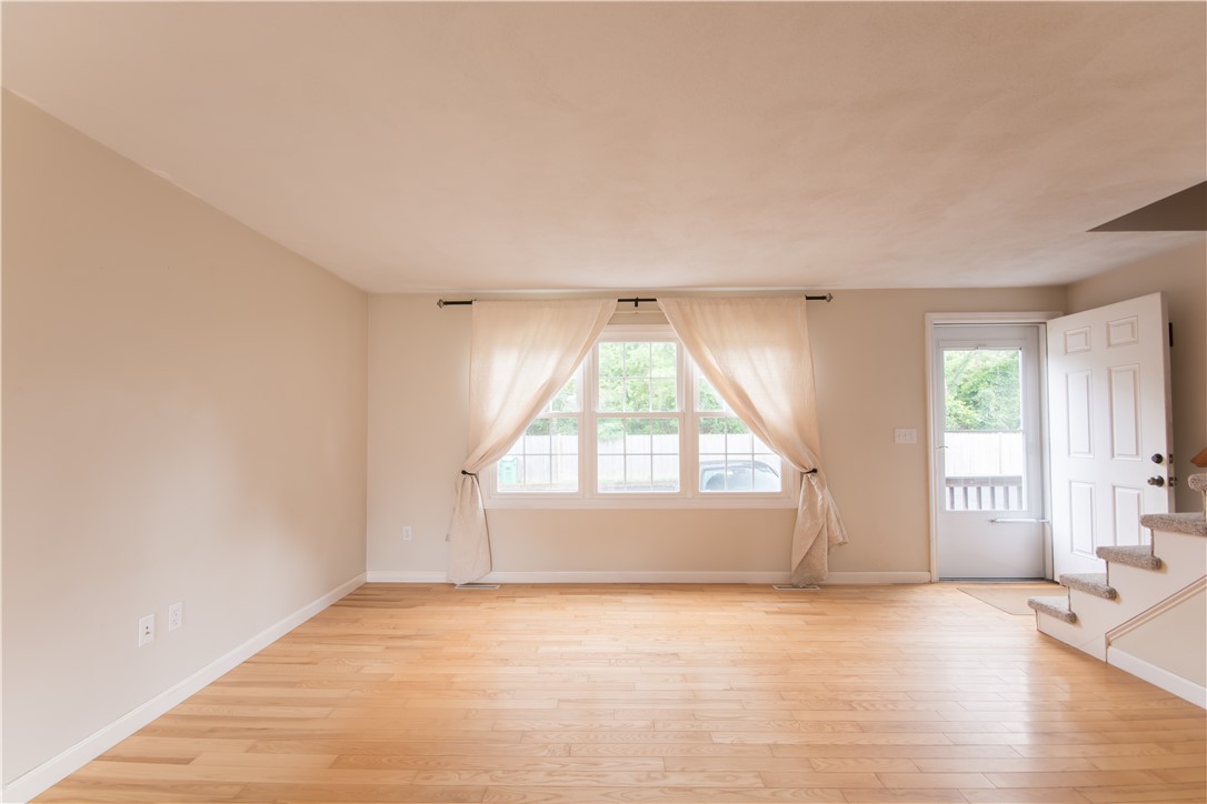 5804 Post Road, Unit 8 Warwick, RI 02818 - Photo 4 of 29 Living Room
