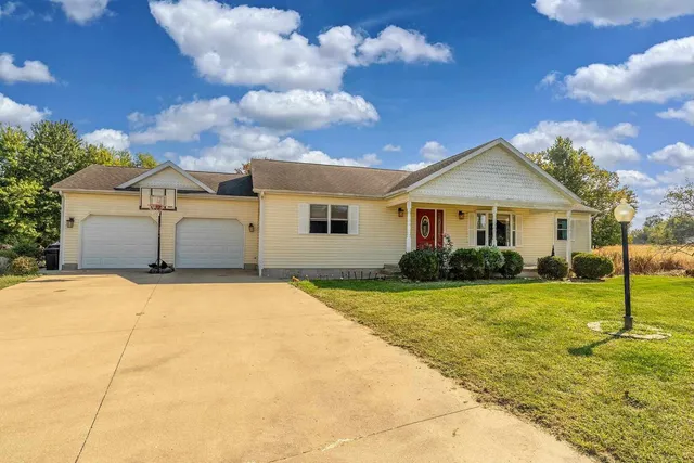 $259,000 | 506 Insignia Drive, Herrin, IL 62948