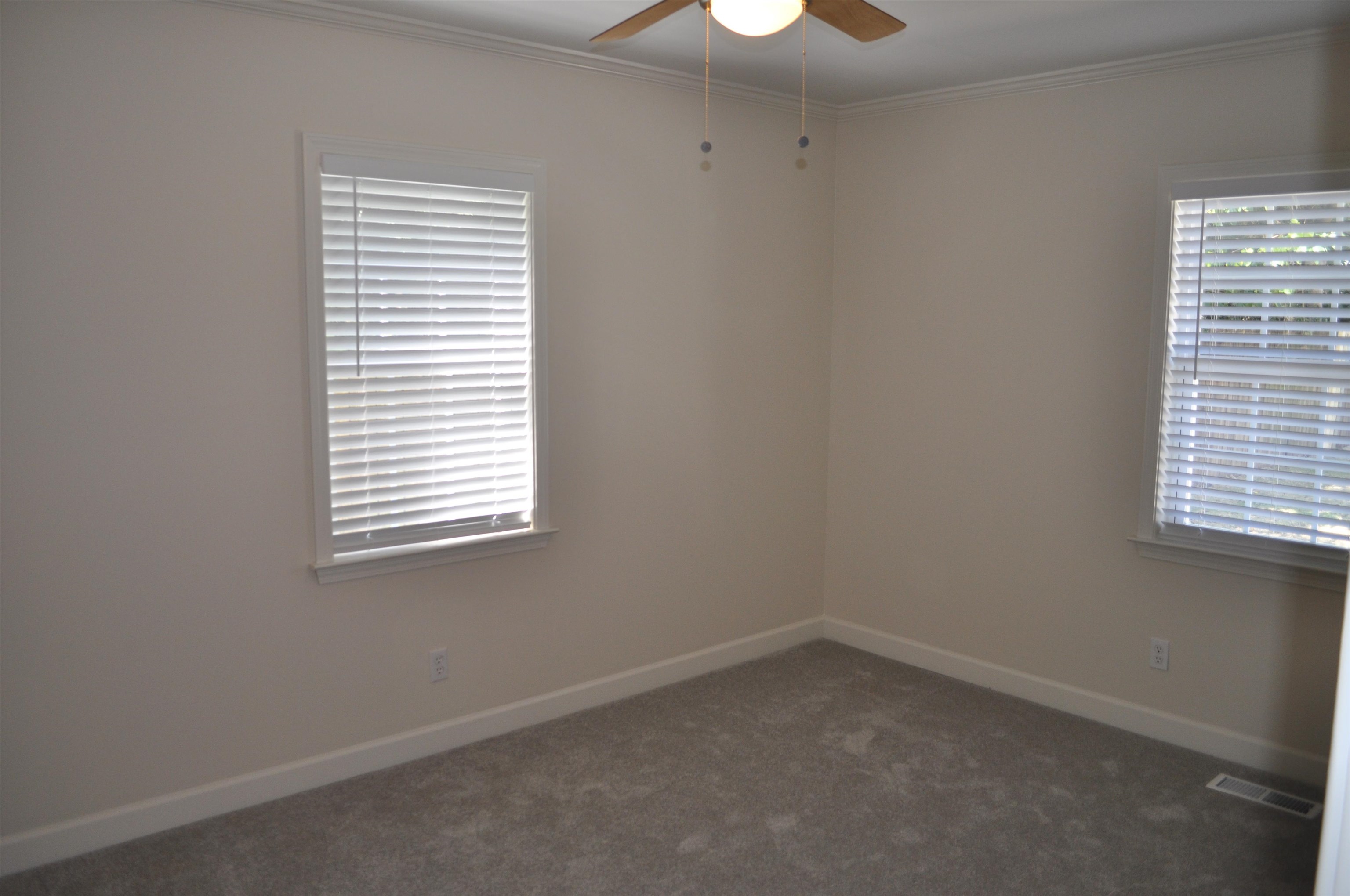 5016 Princeton Road Memphis, TN 38117 - Photo 18 of 20 an empty room with a window