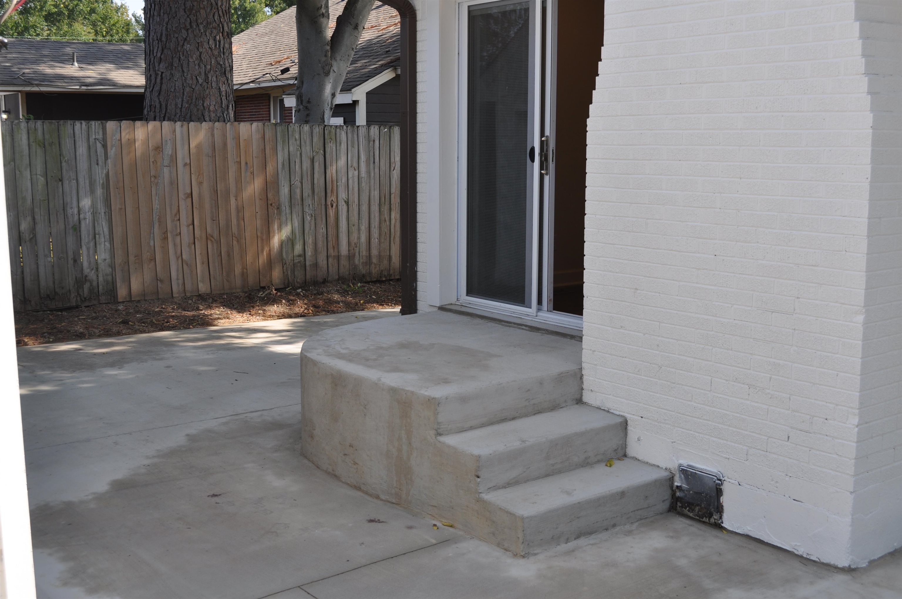 5016 Princeton Road Memphis, TN 38117 - Photo 9 of 20 a view of entryway