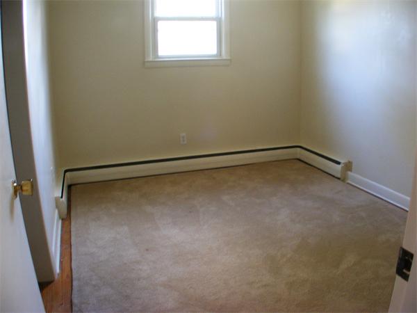 55 Inverness Road Swansea, MA 02777 - Photo 6 of 15 Gallery Image 6