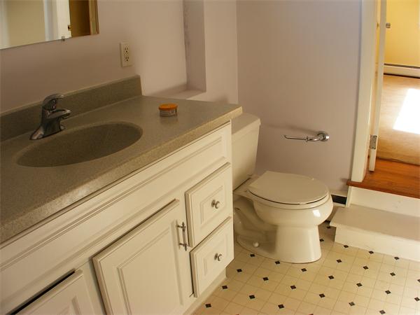 55 Inverness Road Swansea, MA 02777 - Photo 8 of 15 Gallery Image 8