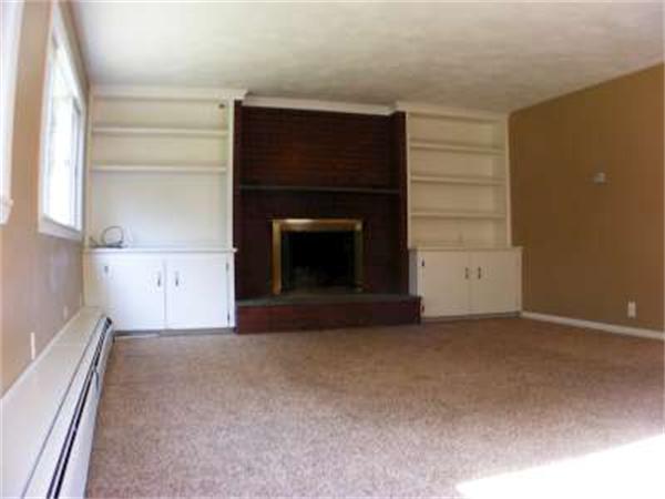 55 Inverness Road Swansea, MA 02777 - Photo 10 of 15 Gallery Image 10