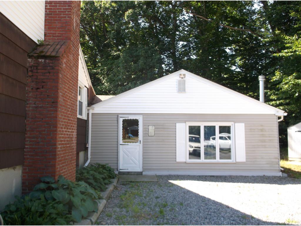 27 Fox Point Road Newington, NH 03801 - Photo 3 of 23