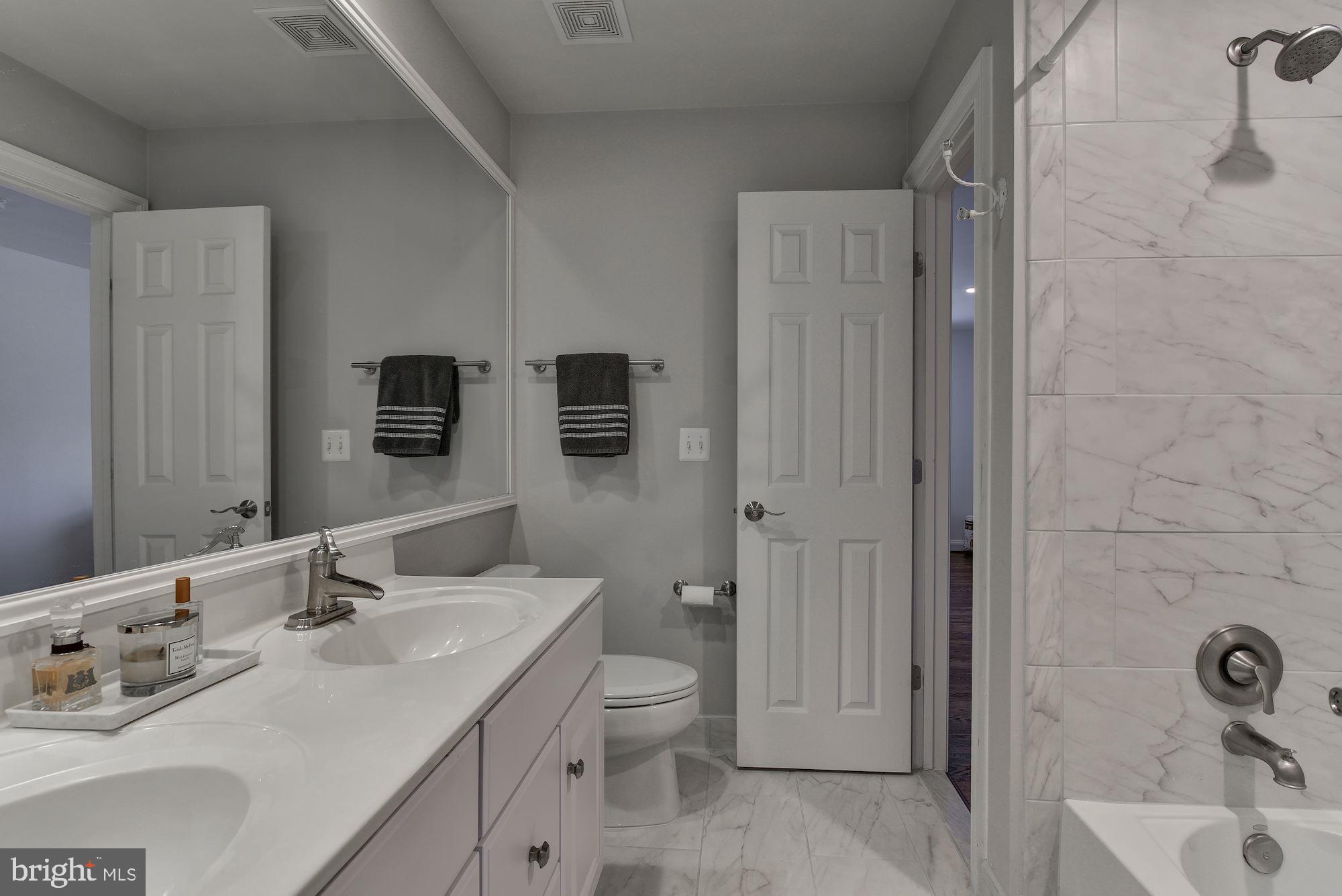 11302 Ridge Mist Terrace Potomac, MD 20854 - Photo 24 of 35 Gallery Image 24