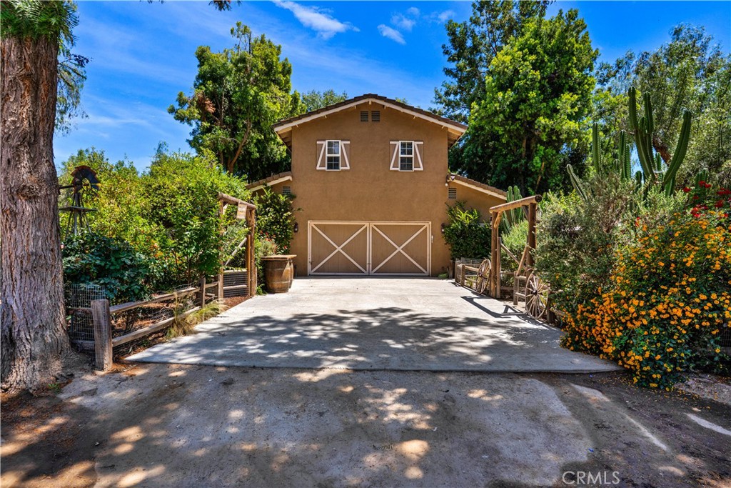 31625 Ano Crest Road Winchester, CA 92596 - Photo 9 of 82