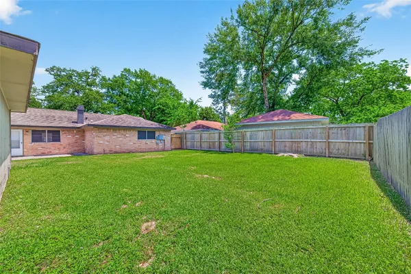 $225,000 | 23235 Earlmist Drive, Spring, TX 77373