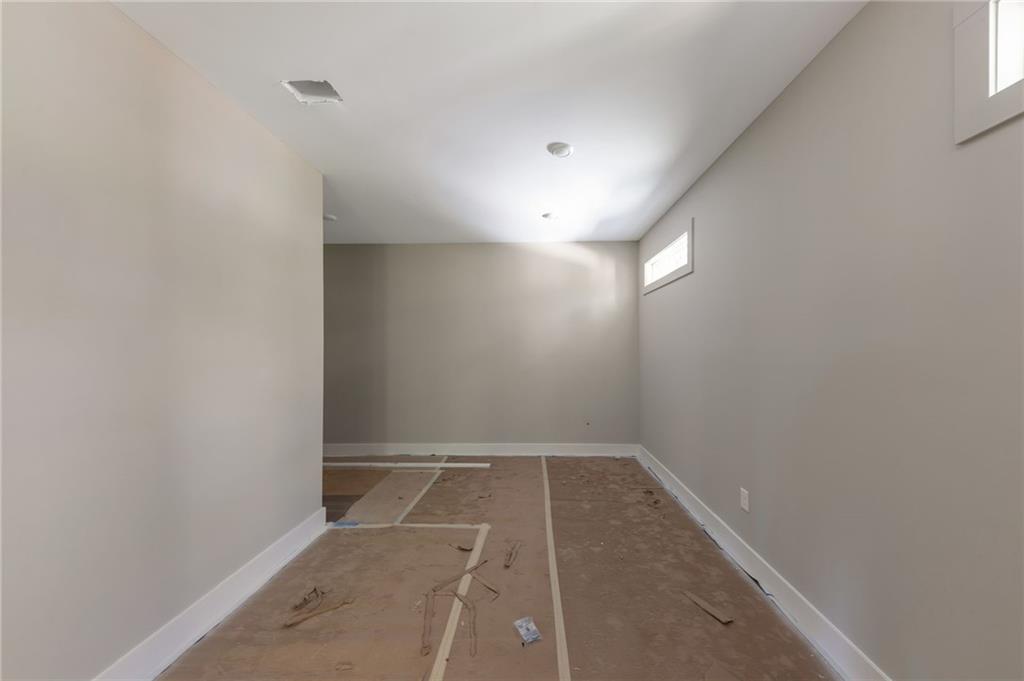 1690 Adams Drive Southwest Atlanta, GA 30311 - Photo 28 of 35 a view of a hallway