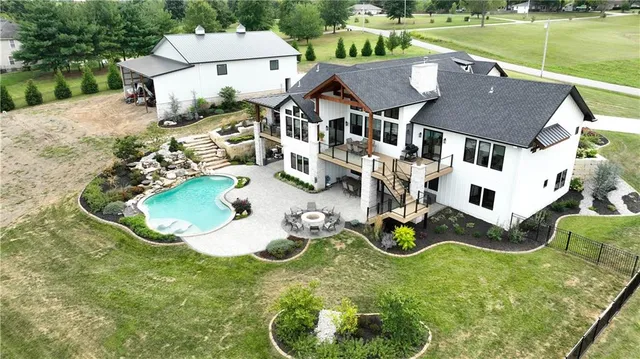 $2,195,000 | 10615 Lancaster Road, Liberty, MO 64068