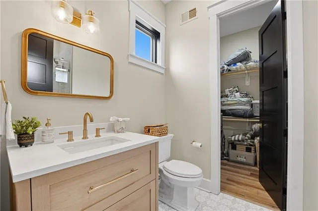 $2,195,000 | 10615 Lancaster Road, Liberty, MO 64068