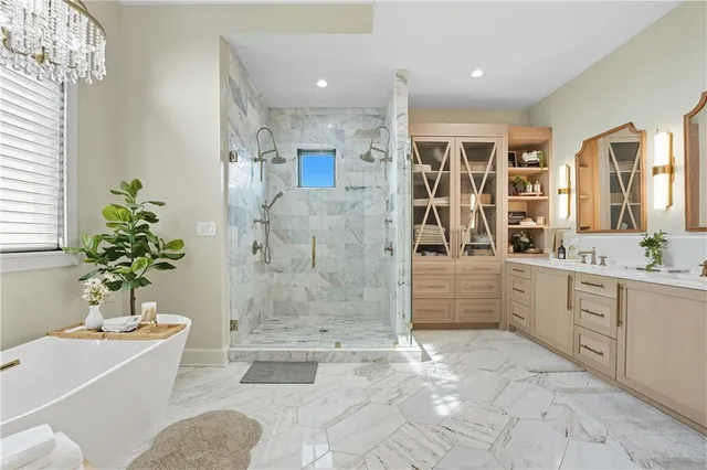 $2,195,000 | 10615 Lancaster Road, Liberty, MO 64068