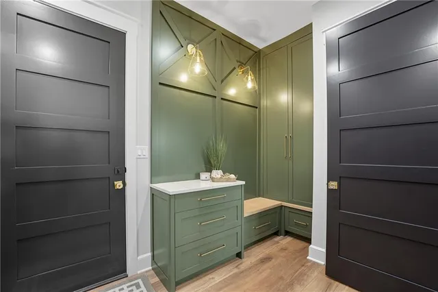 $2,195,000 | 10615 Lancaster Road, Liberty, MO 64068