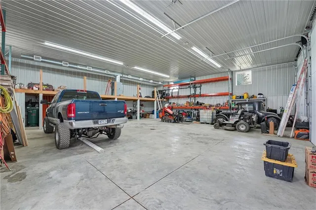 $2,195,000 | 10615 Lancaster Road, Liberty, MO 64068